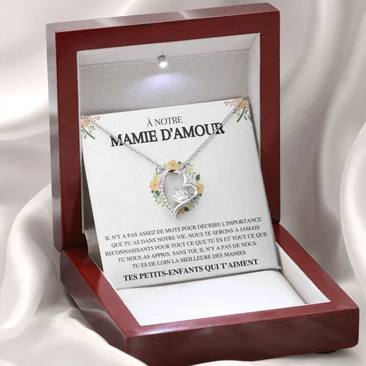 Coffret Collier « À Notre Mamie D'amour »